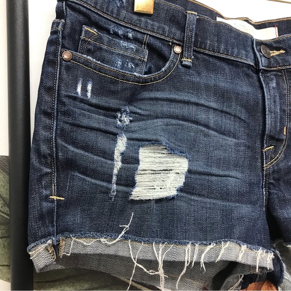 MARC BY MARC JACOBS Denim slouchy distressed shorts! - Picture 2 of 14